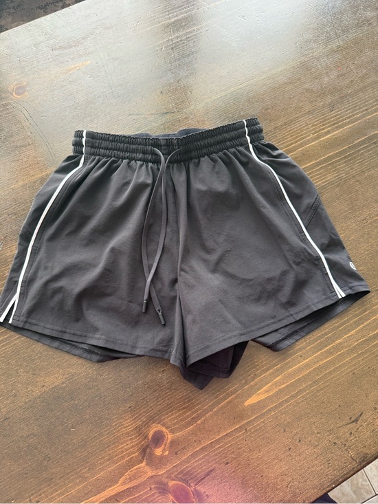 lululemon athletica Pants - Court Rival 3inch inseam Lululemon size 2
